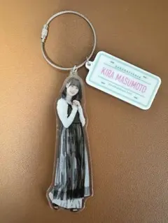 櫻坂46 村山美羽 ランダムアクリルキーホルダー - メルカリ