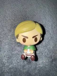 一番くじ　進撃の巨人　エルヴィン　ちょこのっこ　フィギュア