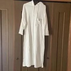 フード付きワンピース