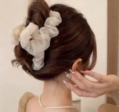 【大幅値下げ！】アイボリー　バンスクリップ シフォン チュール ヘアクリップ