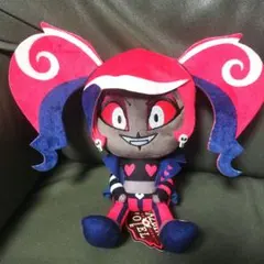 ハズビン・ホテルへようこそ おすわりぬいぐるみ ヴェルベット ラウンドワン限定