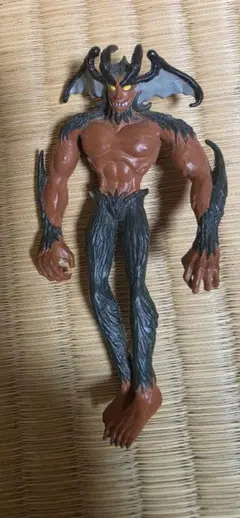 強殖装甲ガイバー 獣化兵（ゾアノイド） - メルカリ