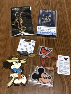 スヌーピー ペアストラップ パスケース ミッキー キーチェーン ヘアアクセサリー