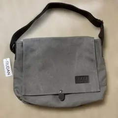 【新品】メンズ　ショルダーバッグ