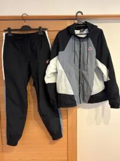 新品】NIKE ナイキ ビッグスウォッシュ ナイロンジャケット