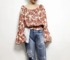 新品未使用⭐︎ カラフルペイズリー柄ブラウス　omekashi オフショルのサムネイル