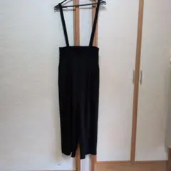 ブラックサロペットパンツМサイズ（L相当）