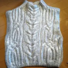 メタリック ケーブル ニット ベスト ZARA シルバー　 Mサイズ