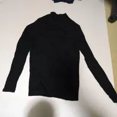 H480 黒いリブ編みタートルネック長袖