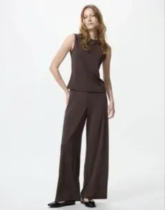 UNIQLOユニクロ クレープジャージーストレートパンツ　ブラウン　丈長め　L