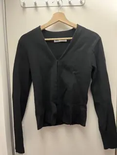 ZARA ブラック Vネック カーディガン