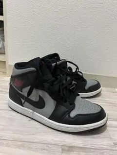 Nike Air Jordan 1 Mid グレー/ブラック