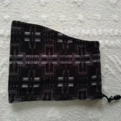 フリース ネックウォーマー 幾何学模様