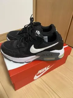 NIKE エアマックス ブラック/ホワイト