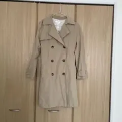 ベージュ トレンチコート ダブルブレスト