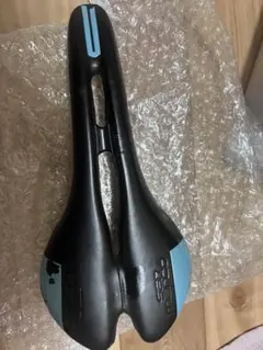 アスピデ　ビアンキ　サドル　ロードバイクのサムネイル