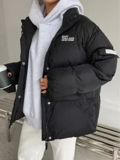 黒 ダウンジャケット