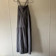 カーキワンピース