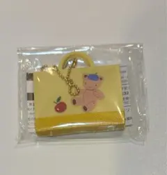 19時まで ファミリア バッグ型 チャーム 黄色 カプセルトイ ガチャガチャ