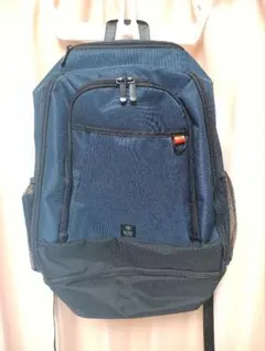 ネイビー リュック 美品 大容量 多収納 A4可 シューズ収納 通勤 通学