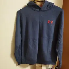 Under Armour ダークブルー フード付きパーカー