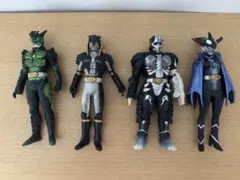 仮面ライダーオーズ　グリード４体　ソフビ　ウヴァ　カザリ　メズール　ガメル