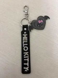 HELLO KITTY キーホルダー バット型チャーム付き