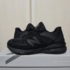new balance M990BB5 V5