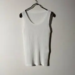 PLEATS PLEASE 2023年伊勢丹限定 タンクトップ - メルカリ
