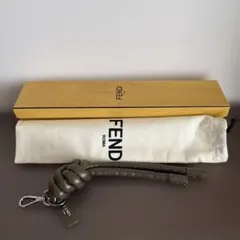 FENDI ノットディテール レザーハンドル ストラップのサムネイル