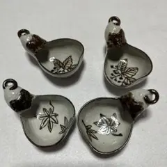 手描き葉模様の　「のぞき（醤油皿）」4個セット