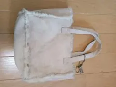 4℃ ミニトートバッグ　スェード　ファー　バッグチャーム　ベージュ