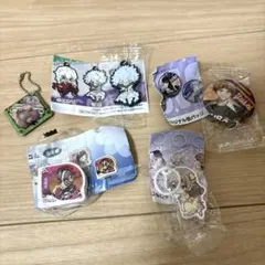 くら寿司びっくらポン　缶バッチ•キーホルダー•消しゴム