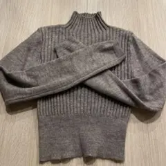 ハイネック リブニット 長袖 グレー M 美品のサムネイル
