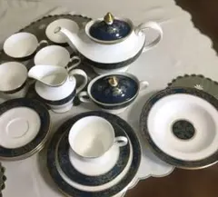 2025年最新】ロイヤルドルトン廃盤品の人気アイテム - メルカリ