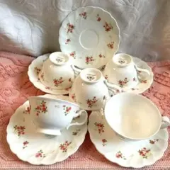 Noritake　vintage 花柄ティーカップ　5客＋1ソーサー