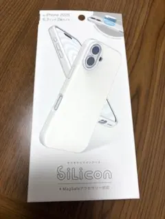 iPhone17 シリコンケース　ホワイト