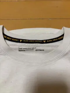 Under Armour タンクトップ　サイズSM