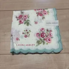 新品　未使用　LAURA ASHLEY ハンカチ 花柄 ペールグリーン