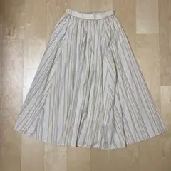 新品　ベルメゾン【NAUW CLOSET】ロングフレアスカート　マキシ丈　Mのサムネイル