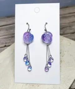 パープルブルーローズとゆらゆら雫ピアス、イヤリング無料交換できます