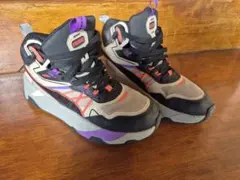 PUMA ハイカットスニーカー 黒/紫/灰色