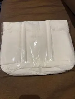 SUKALA ホワイト トートバッグ⭐︎新品・未使用⭐︎