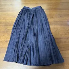 イッセイミヤケ　ダークネイビー プリーツフレアスカート Sのサムネイル