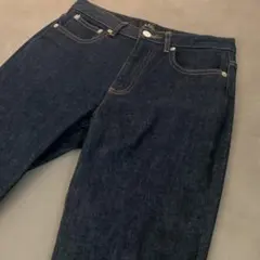 【美品】A.P.C. ストレートデニム サイズ26 濃紺 149947