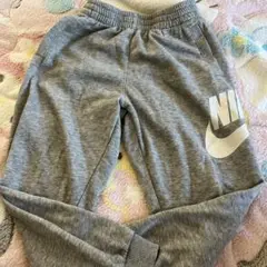 NIKE グレー スウェットパンツ