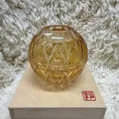 KAGAMI 琥珀色カットガラス花瓶 木箱付きのサムネイル