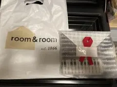 room&room ハンカチ ピアノ鍵盤柄