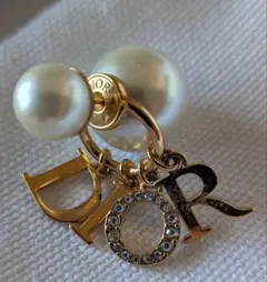 Item thumbnail for item fb6600f0-e4c5-4797-95b6-923e1d197311