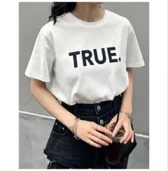リエディ　TRUEメタリックロゴプリントTシャツのサムネイル